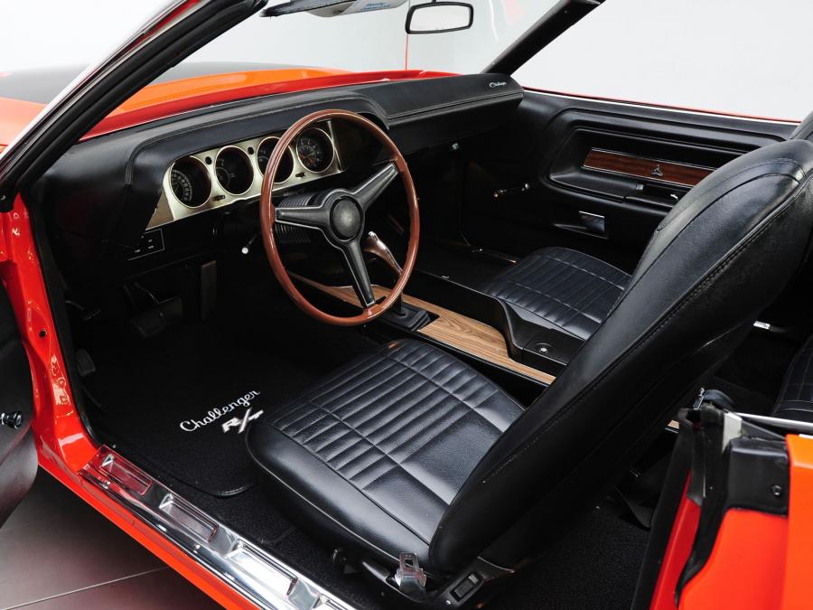  Dodge Challenger R/T 383 Magnum Convertible 1970 года  (фото 3 из 9)